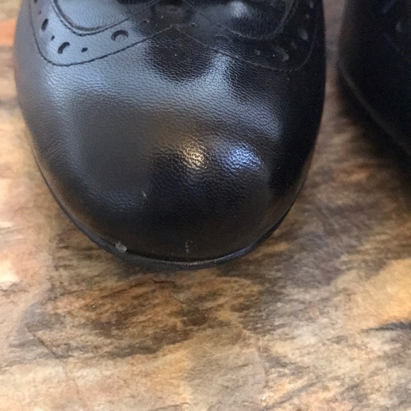 SOLD* Classy Black Booties - Picture 4 of 6